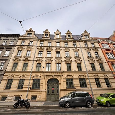 Honey Nook Apartment 3 Minutes From The Center Poznan Exterior foto